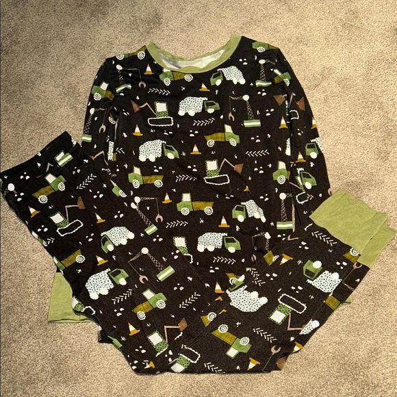 Little Sleepies Other - Little Sleepies Green and Black Pajama Sets with Whimsical UFO Print